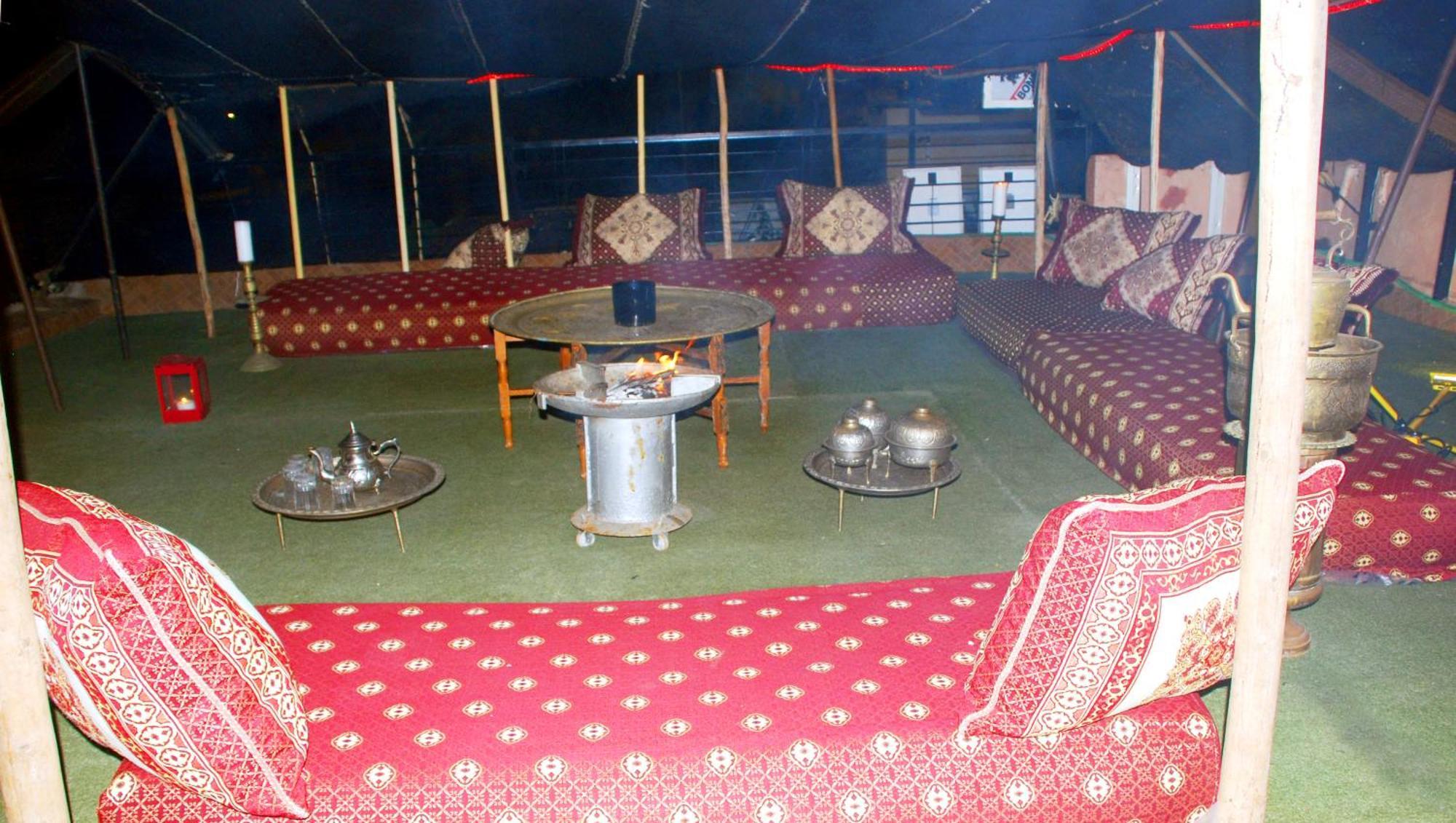 Dar Lghzal Special Offer In Rabat Winner Of Guest Experience 2025 Awards Traditional Sahrawi And Berber Privative Villa With Swimming Pool Jacuzzi Sea View And On Site Restaurant Ideal For Family And Groups In Rabat'S Center No Car Required Exterior foto